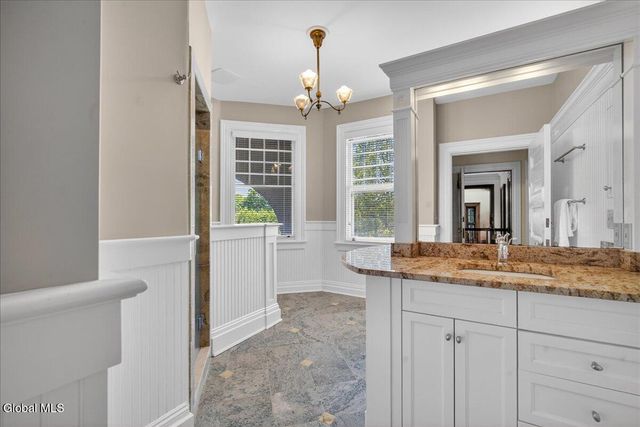 720 N Broadway, Saratoga Springs, NY 12866