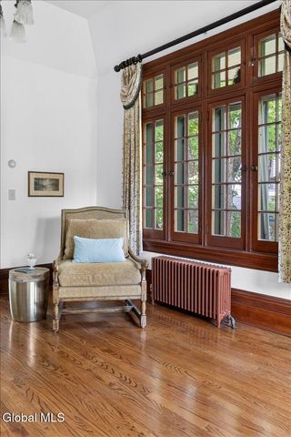 720 N Broadway, Saratoga Springs, NY 12866