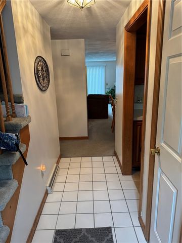 158 Scenery Lane, Johnston, RI 02919