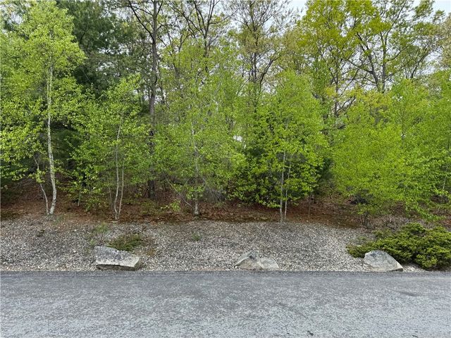 158 Scenery Lane, Johnston, RI 02919