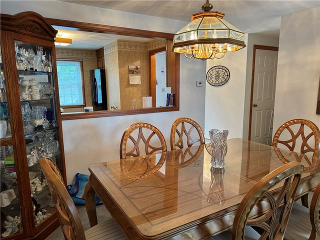 158 Scenery Lane, Johnston, RI 02919
