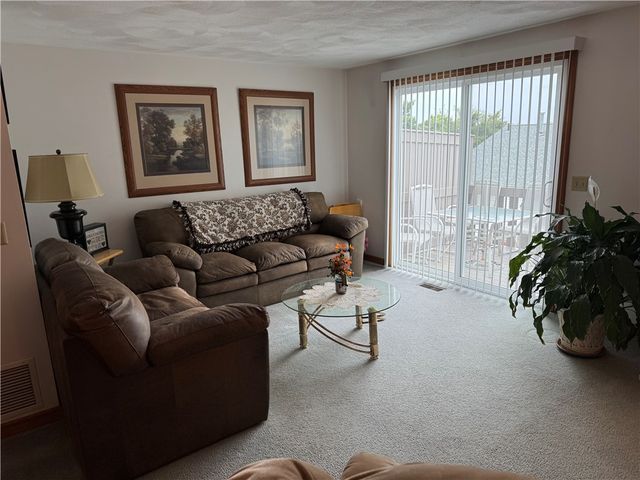 158 Scenery Lane, Johnston, RI 02919