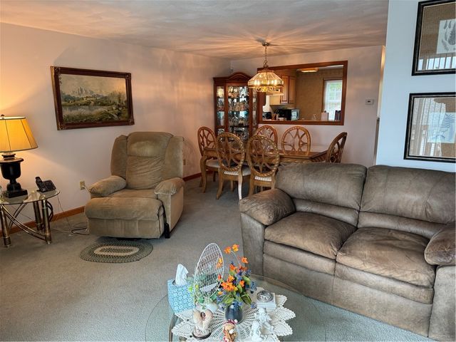 158 Scenery Lane, Johnston, RI 02919
