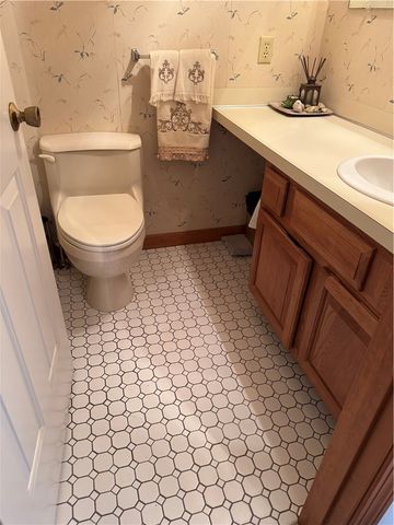 158 Scenery Lane, Johnston, RI 02919