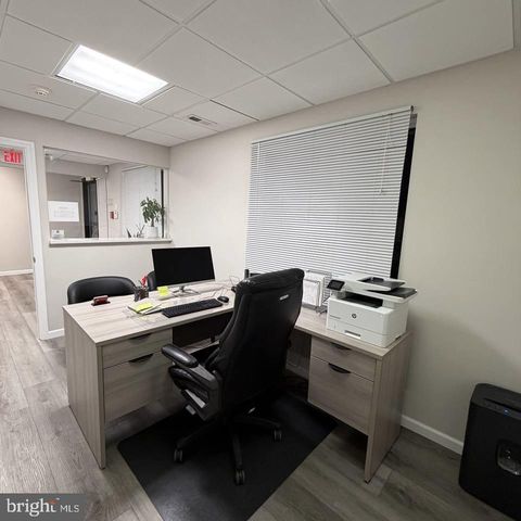 203 E PENNSYLVANIA BLVD, Feasterville Trevose, PA 19053