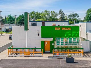 844 E 10 Mile Road, Hazel Park, MI 48030