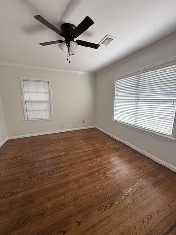 1234 S Gardenia Drive, Houston, TX 77018