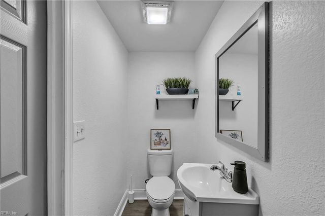 3503 Roanoke AVE, Newport News, VA 23607