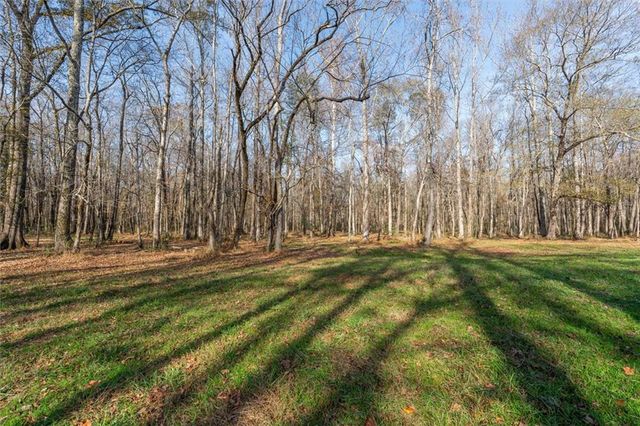 1585 Hays Mill Road, Carrollton, GA 30117