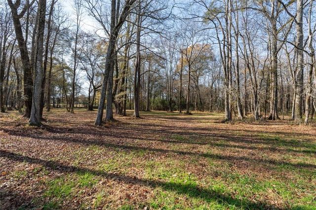 1585 Hays Mill Road, Carrollton, GA 30117