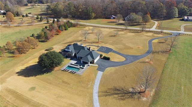 1585 Hays Mill Road, Carrollton, GA 30117