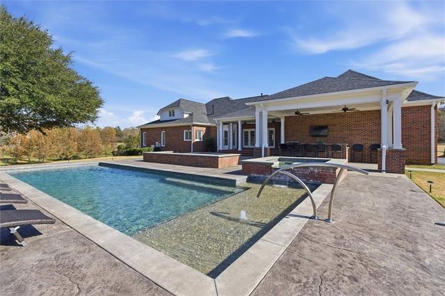 1585 Hays Mill Road, Carrollton, GA 30117