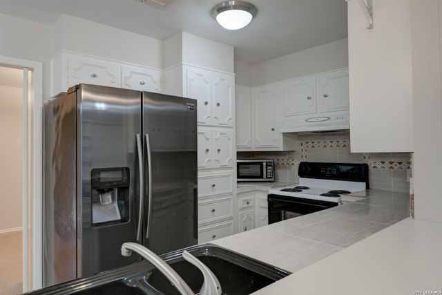 11519 Whisper Moss St, San Antonio, TX 78230