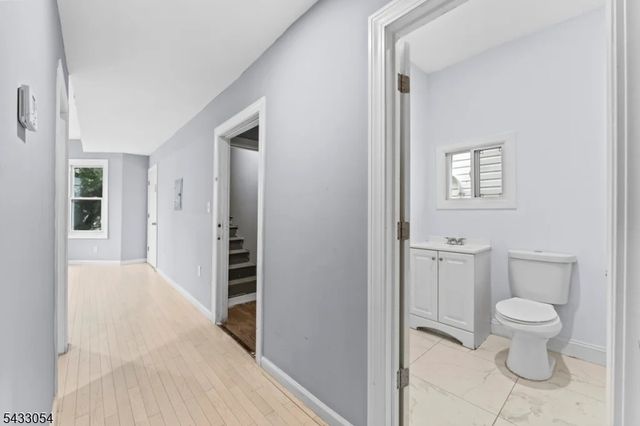 101 Lafayette St, Paterson City, NJ 07501