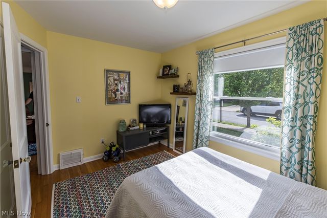 4425 W 10th Street, Cleveland, OH 44109