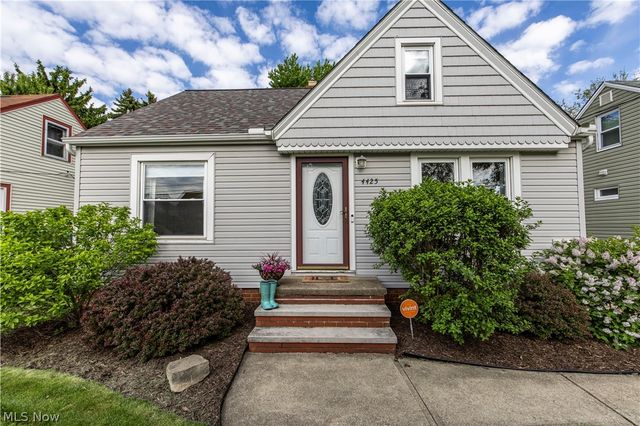 4425 W 10th Street, Cleveland, OH 44109