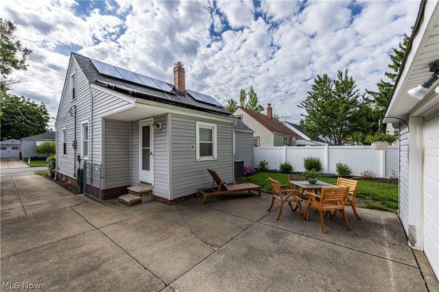 4425 W 10th Street, Cleveland, OH 44109