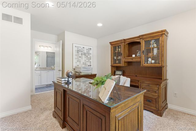 2213 Bridge Water 1, Oxford Charter Township, MI 48371