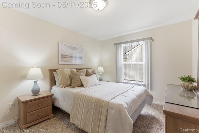 2213 Bridge Water 1, Oxford Charter Township, MI 48371