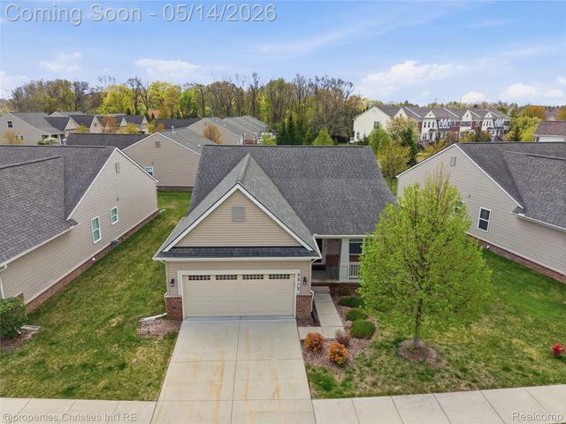 2213 Bridge Water 1, Oxford Charter Township, MI 48371