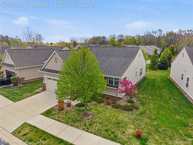 2213 Bridge Water 1, Oxford Charter Township, MI 48371