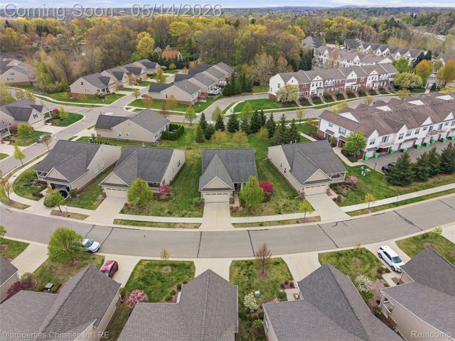 2213 Bridge Water 1, Oxford Charter Township, MI 48371