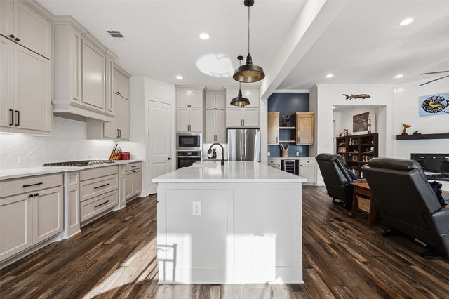 2702 Vista Parkway, Mansfield, TX 76063