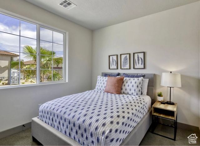 2323 E ESCONDIDO DR, Washington, UT 84780