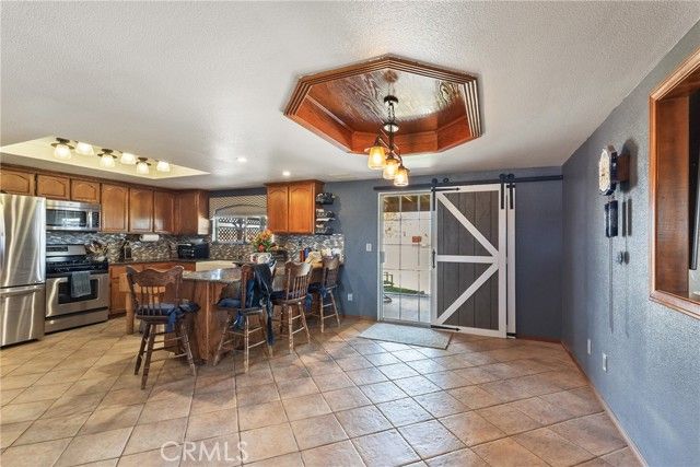 8727 W Avenue E12, Lancaster, CA 93536