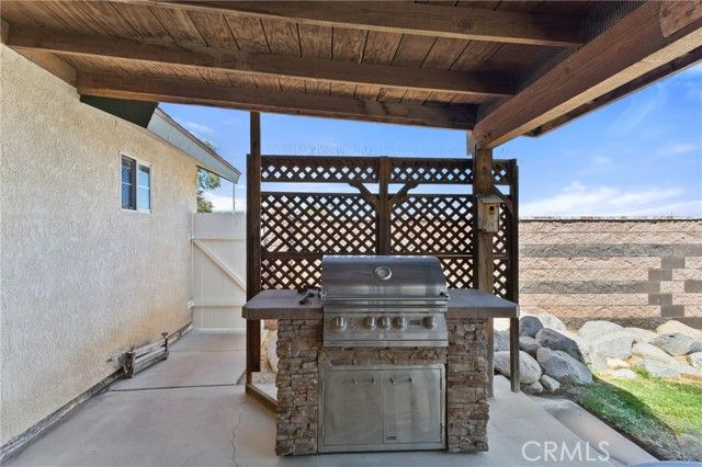 8727 W Avenue E12, Lancaster, CA 93536