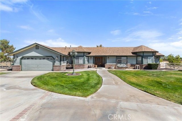 8727 W Avenue E12, Lancaster, CA 93536