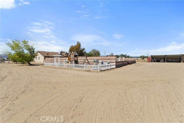 8727 W Avenue E12, Lancaster, CA 93536