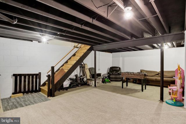 24 WARWICK CIRCLE, Mechanicsburg, PA 17050