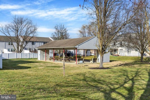 24 WARWICK CIRCLE, Mechanicsburg, PA 17050