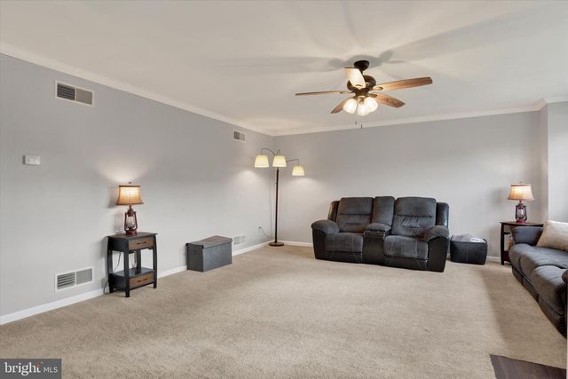 24 WARWICK CIRCLE, Mechanicsburg, PA 17050