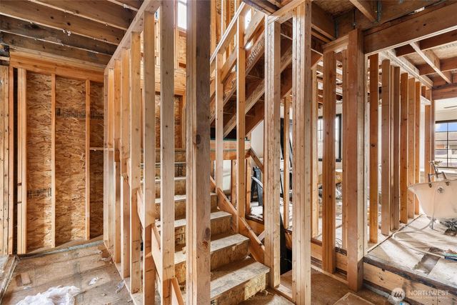 1009 5th Avenue SW, Puyallup, WA 98371