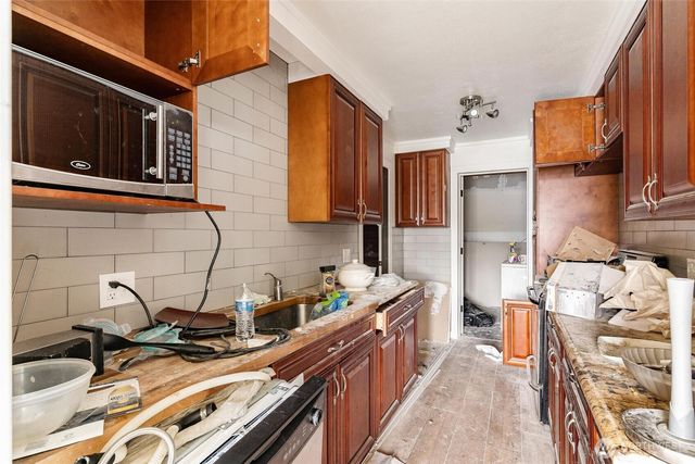 1009 5th Avenue SW, Puyallup, WA 98371