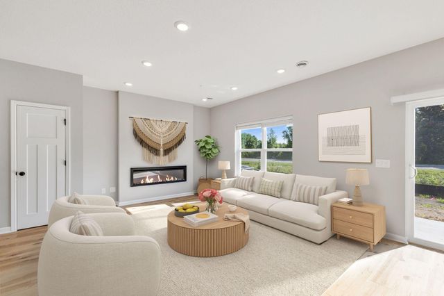 1540 Trellis Lane, West Saint Paul, MN 55118