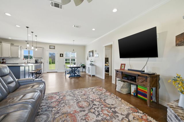 1009 Rs County Road 4325, Emory, TX 75440