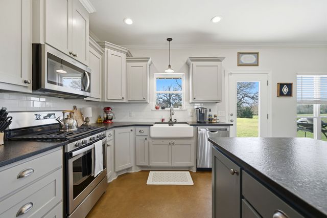 1009 Rs County Road 4325, Emory, TX 75440