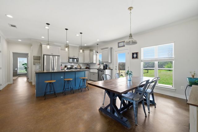 1009 Rs County Road 4325, Emory, TX 75440