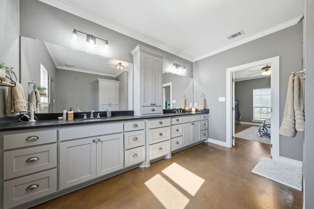 1009 Rs County Road 4325, Emory, TX 75440