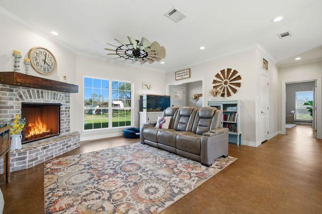 1009 Rs County Road 4325, Emory, TX 75440