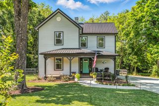 605 W Holt Street, Mebane, NC 27302