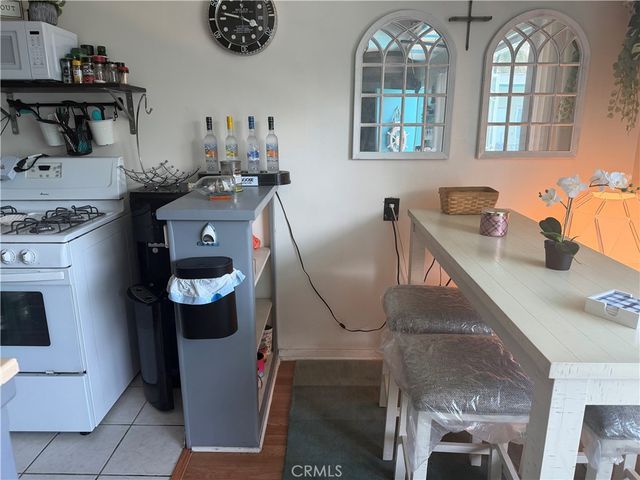 1101 Ocean Blvd, Long Beach, CA 90802