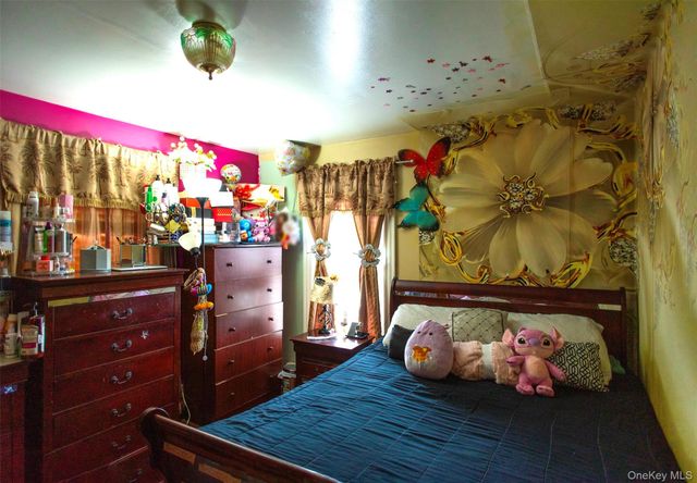 8 Brightside Avenue, Central Islip, NY 11722