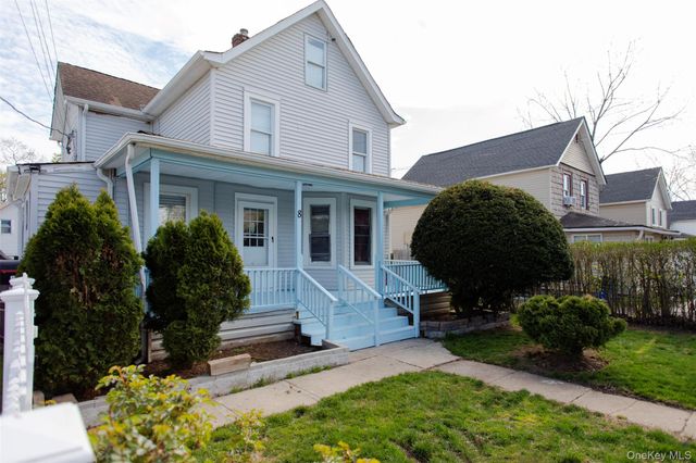 8 Brightside Avenue, Central Islip, NY 11722