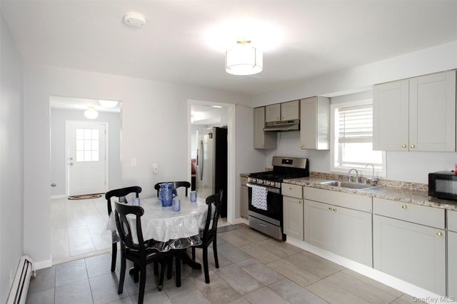 8 Brightside Avenue, Central Islip, NY 11722