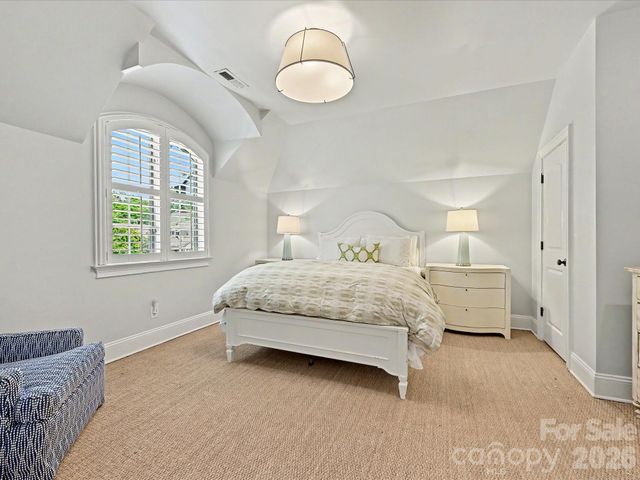 1948 Maryland Avenue, Charlotte, NC 28209