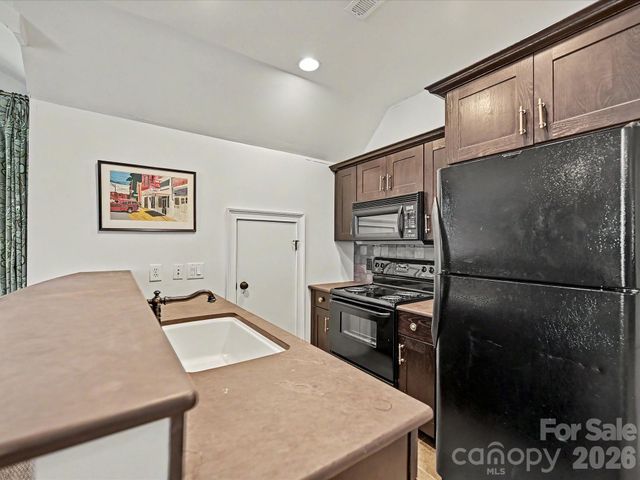1948 Maryland Avenue, Charlotte, NC 28209